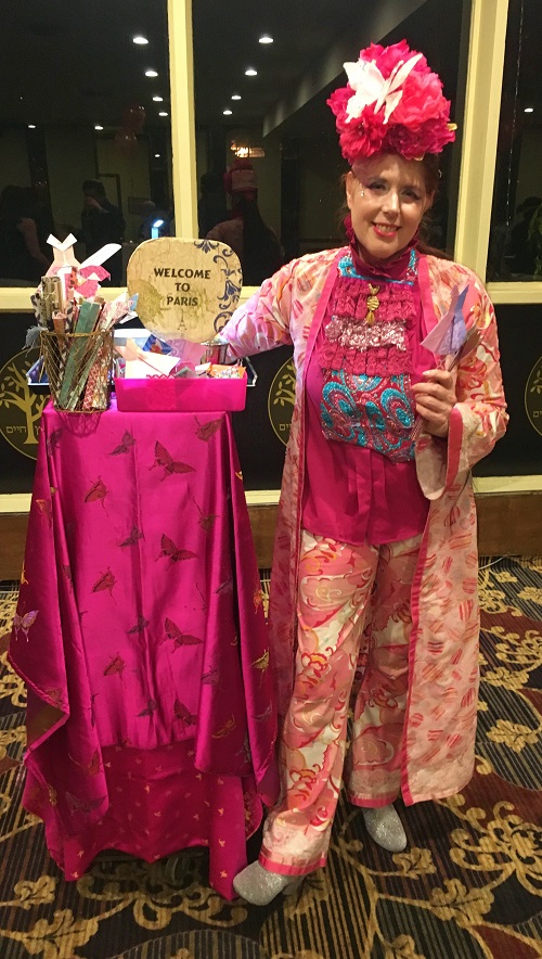 Penny-England-Origami-with-Cart